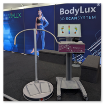 Integrierte Drucksensoren erweitern BodyLux® um eine plantare Fußdruckmessung für die Haltungsanalyse mit TergoLux360°.